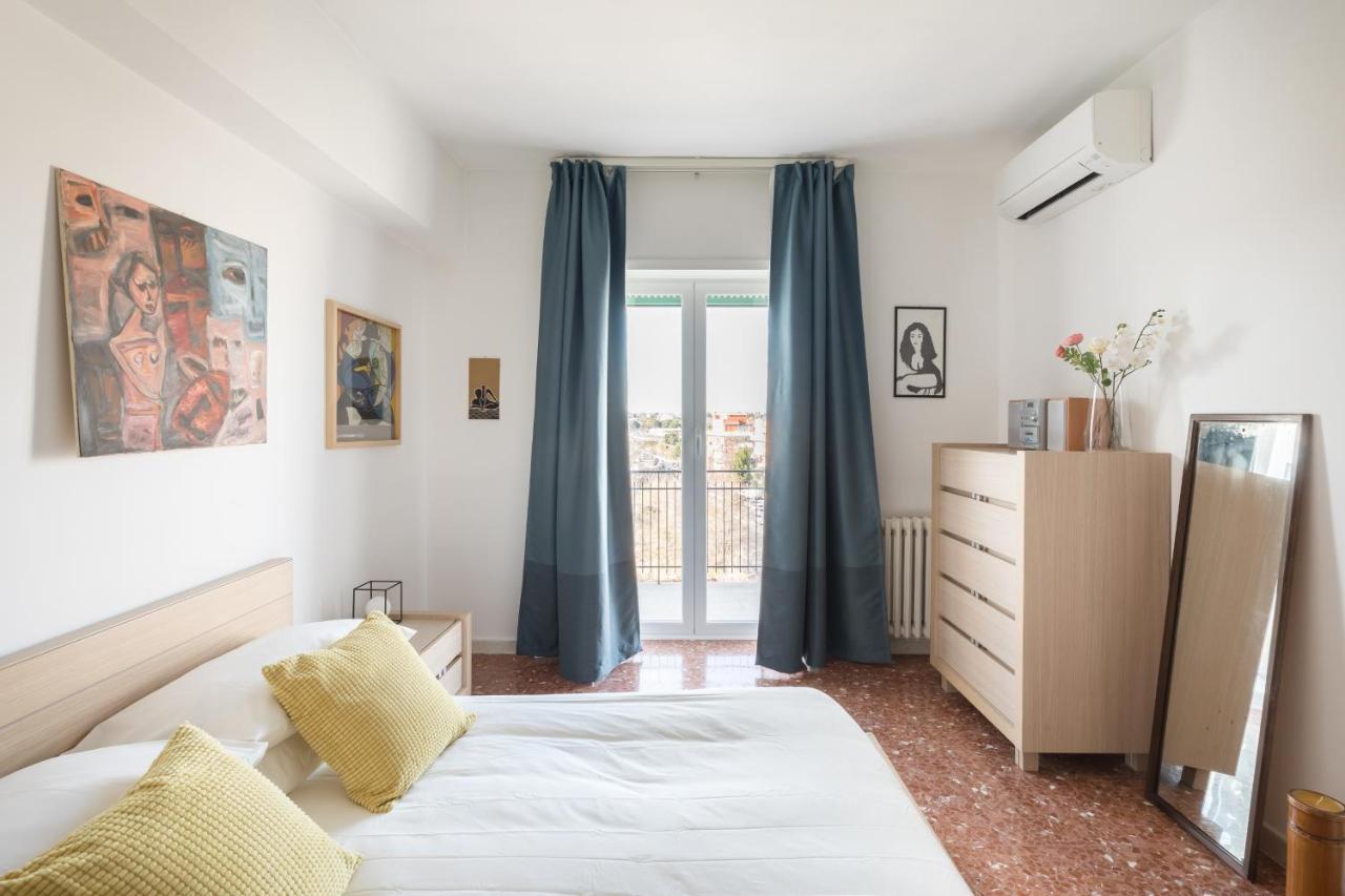 Amoretti Apartment, 6 persone, 3 camere, 2 bagni, balcone, Wi-Fi, Metro B Monti Tiburtini Roma Esterno foto