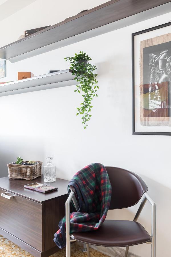 Amoretti Apartment, 6 persone, 3 camere, 2 bagni, balcone, Wi-Fi, Metro B Monti Tiburtini Roma Esterno foto